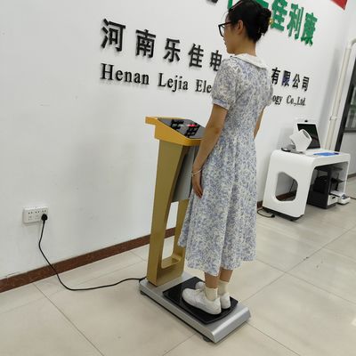 硬貨操作 300kg ロビー荷物秤 人間と機械的な重量