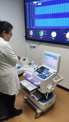 15インチタッチスクリーン 多機能の健康診断キオスク BIM体高重量スケール