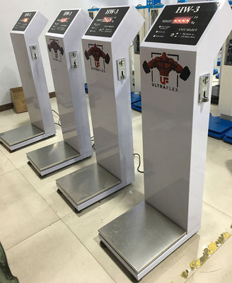便利なコイン操作の重量販売機 空港 ホテル 荷物 秤