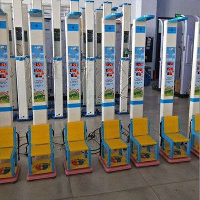 AC100-240V 作業電圧薬局のスケールで正確な身長と体重測定